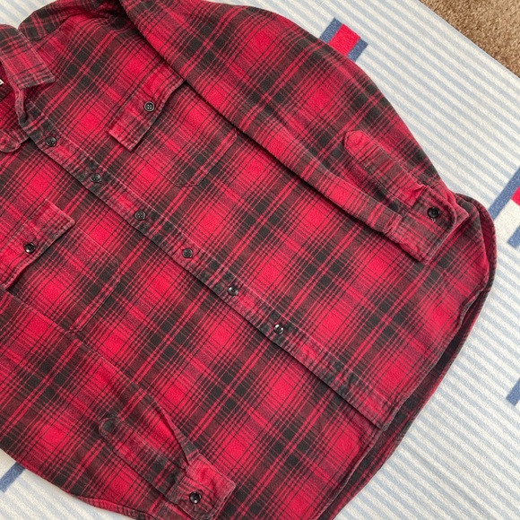 Vintage L.L. Bean plaid flannel style button down shirt - Picture 6 of 8